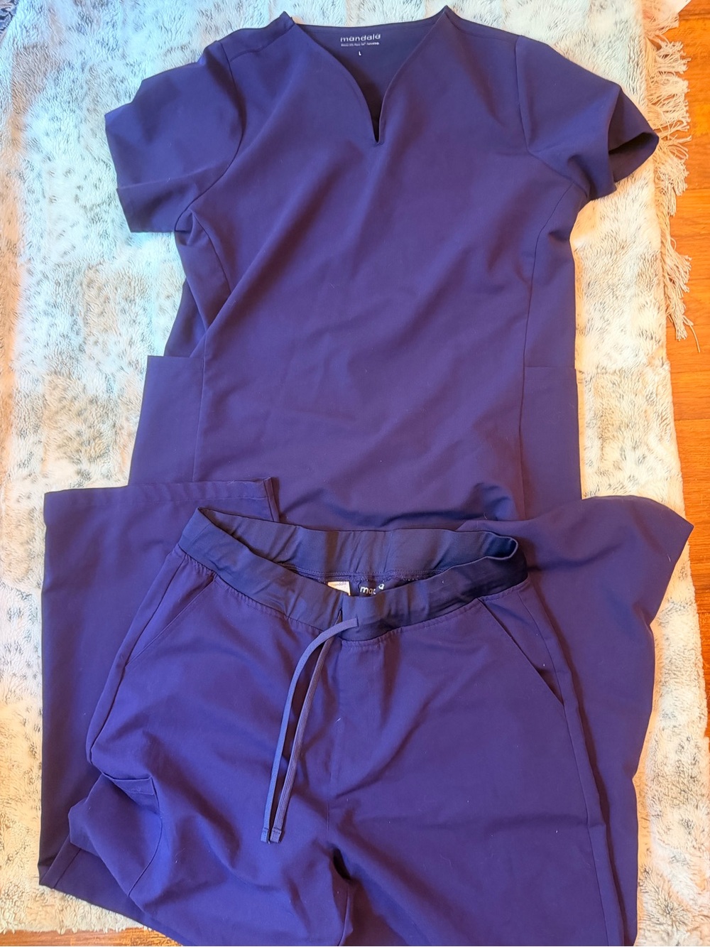 Mandala Women's V-Notch Top & Drawstring Jogger Set in Deep Navy